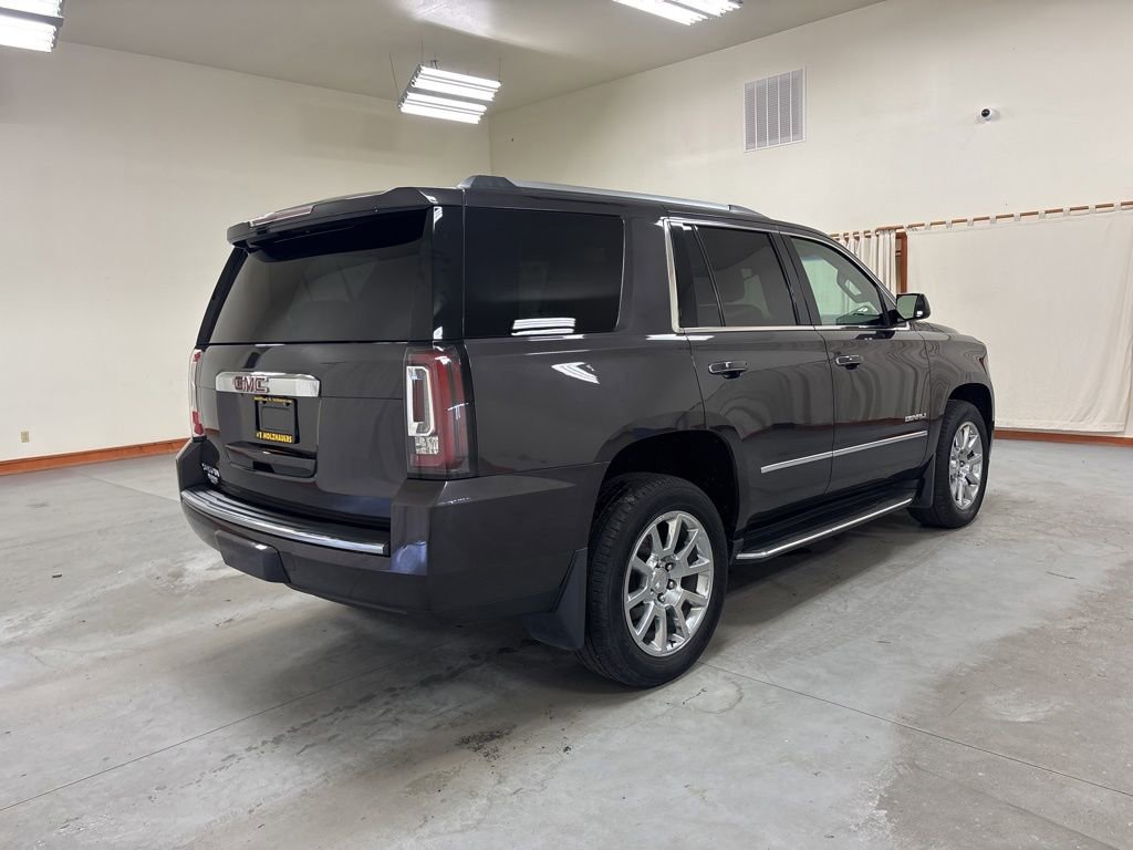 Used 2017 GMC Yukon Denali w/ Open Road Package AWD/4WD image 8