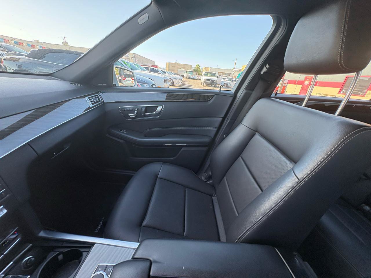 Used 2016 Mercedes-Benz E 350 Sedan w/ Premium Package image 14