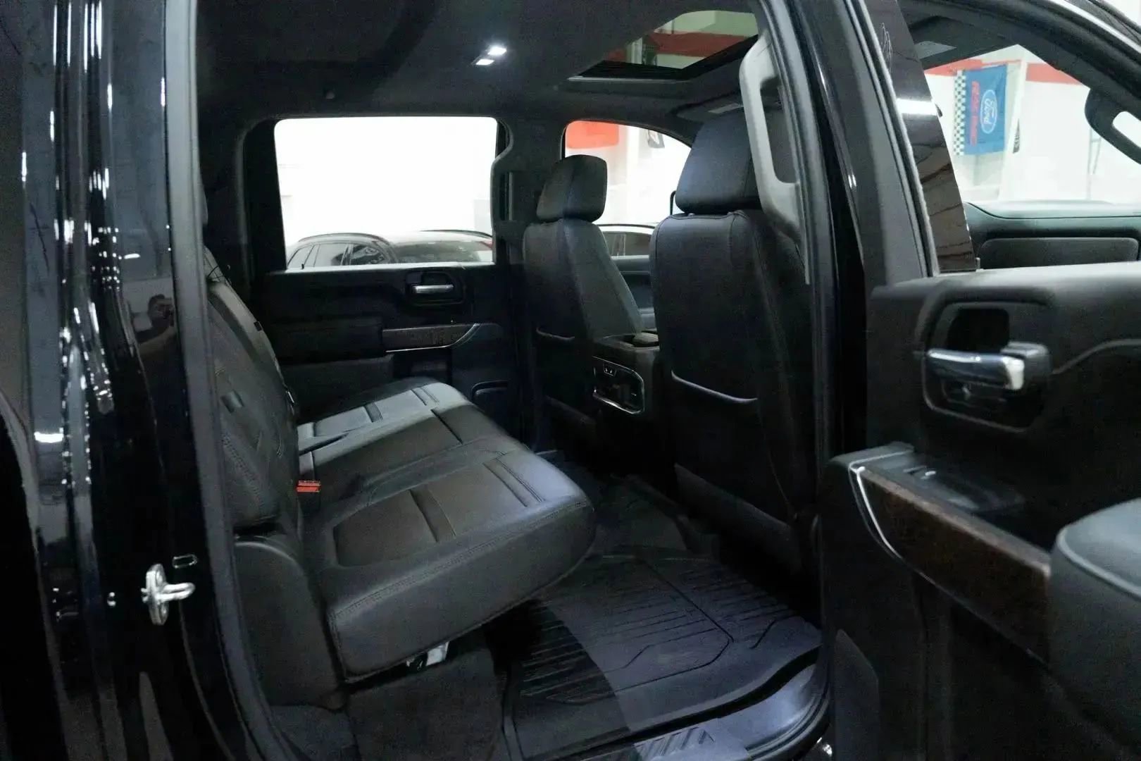 Used 2022 GMC Sierra 2500 Denali w/ Denali Ultimate Package image 28