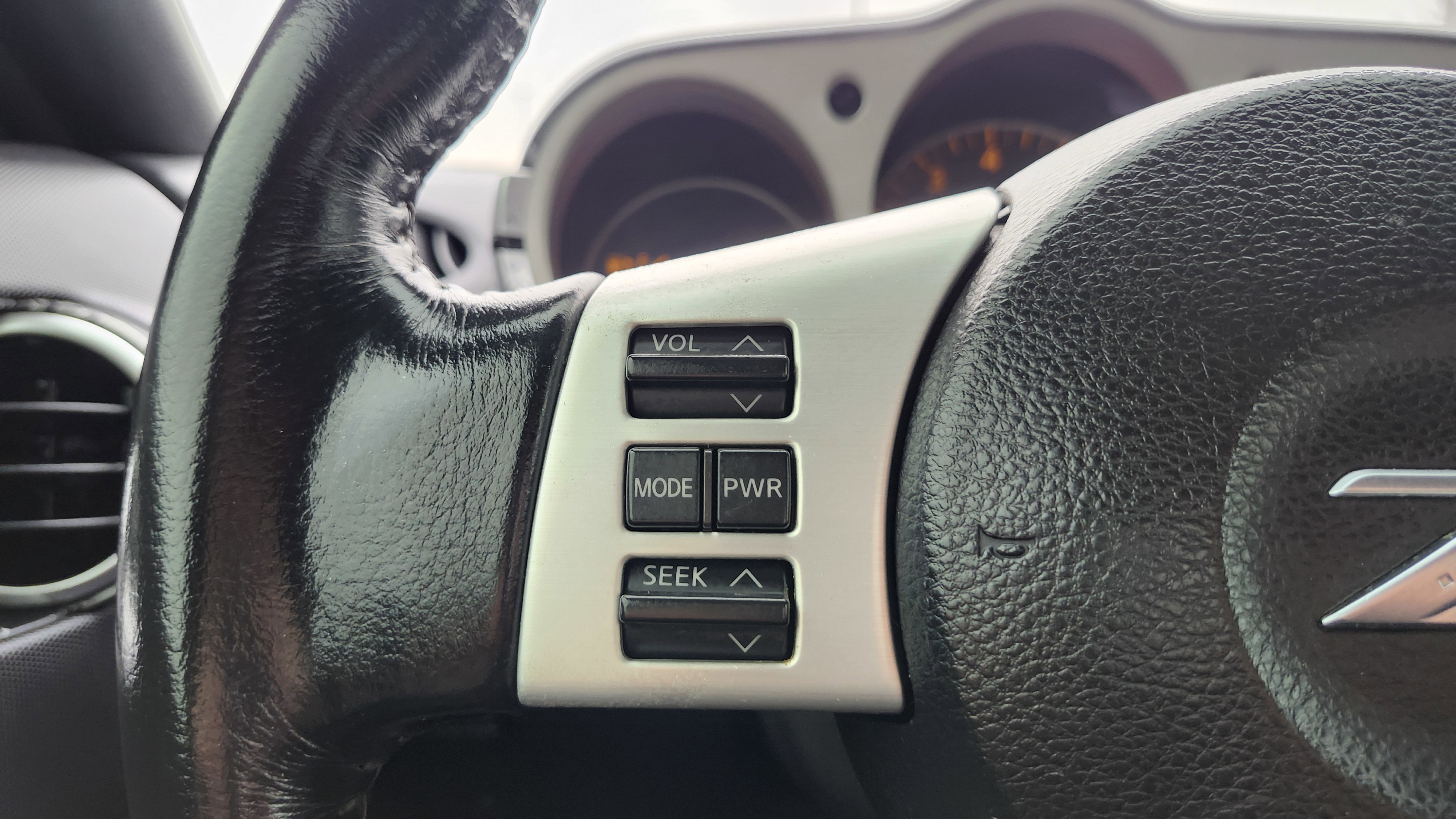 Used 2006 Nissan 350Z Touring image 33