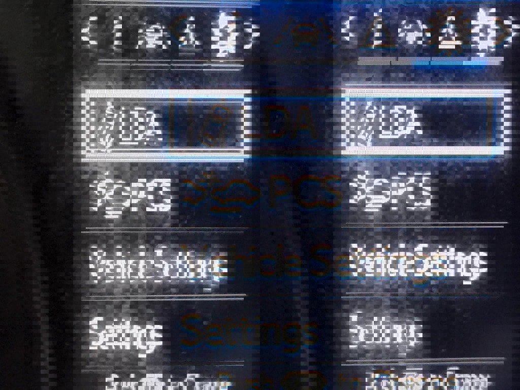 Used 2018 Toyota Camry L image 20