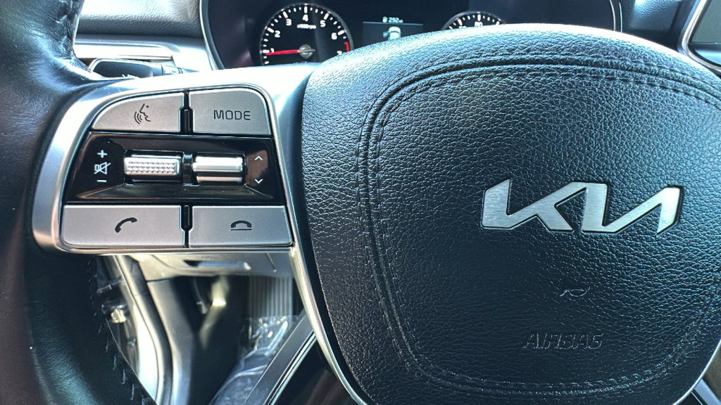 Used 2022 Kia Telluride S image 19