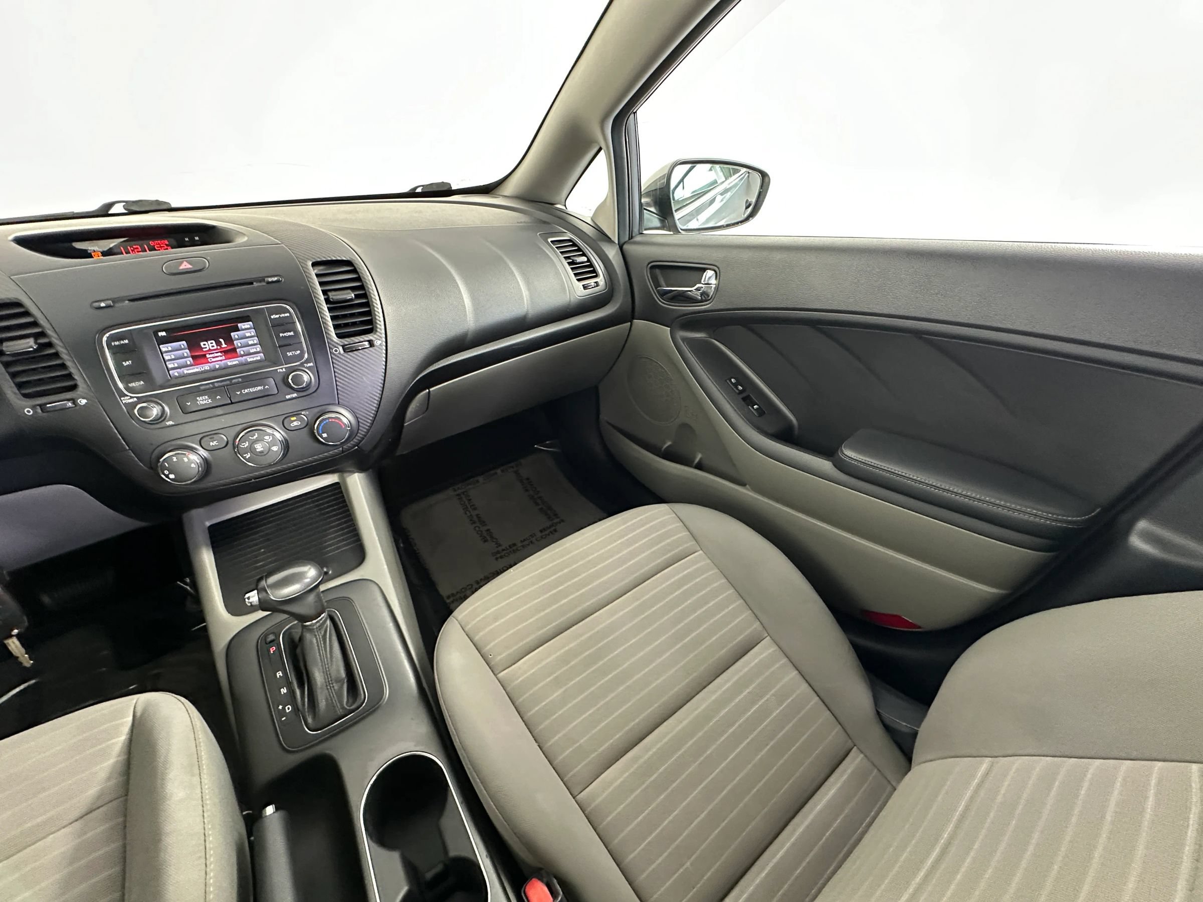 Used 2014 Kia Forte EX FWD image 28