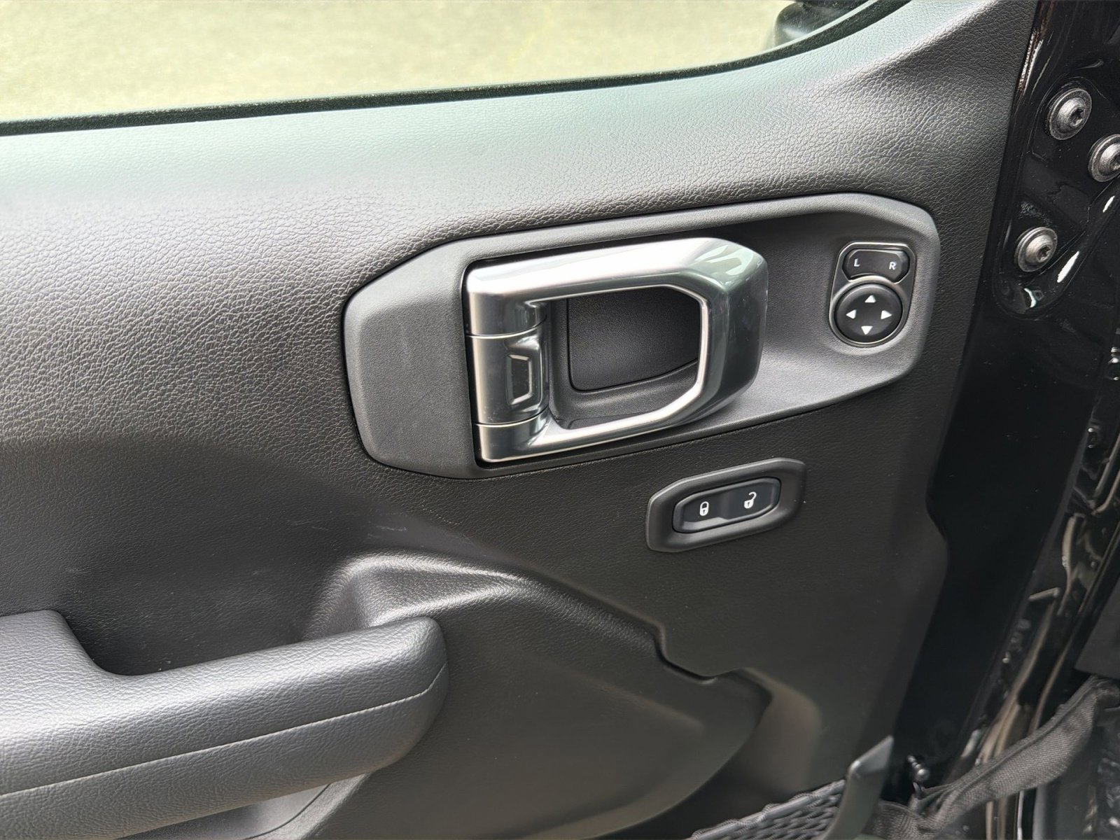 New 2026 Jeep Wrangler Unlimited Sport AWD/4WD image 15