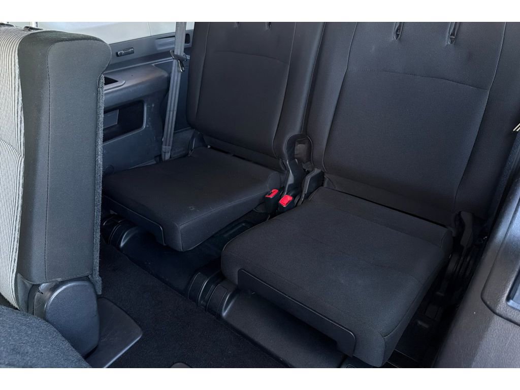 Used 2017 Toyota 4Runner SR5 image 17