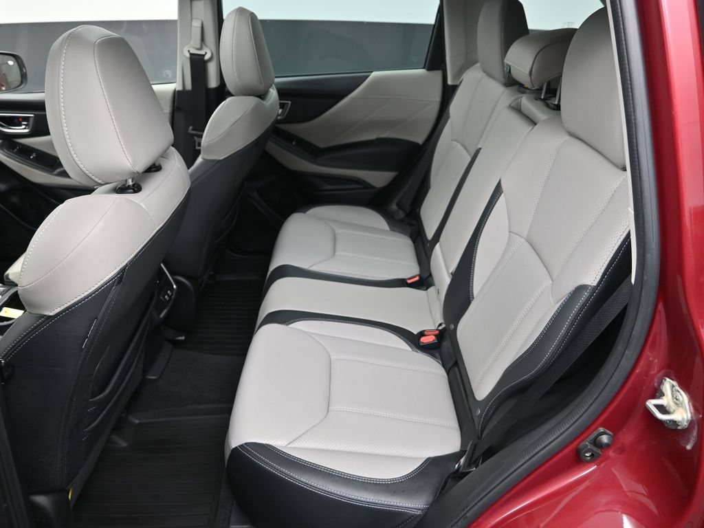 Used 2023 Subaru Forester Limited AWD/4WD image 31