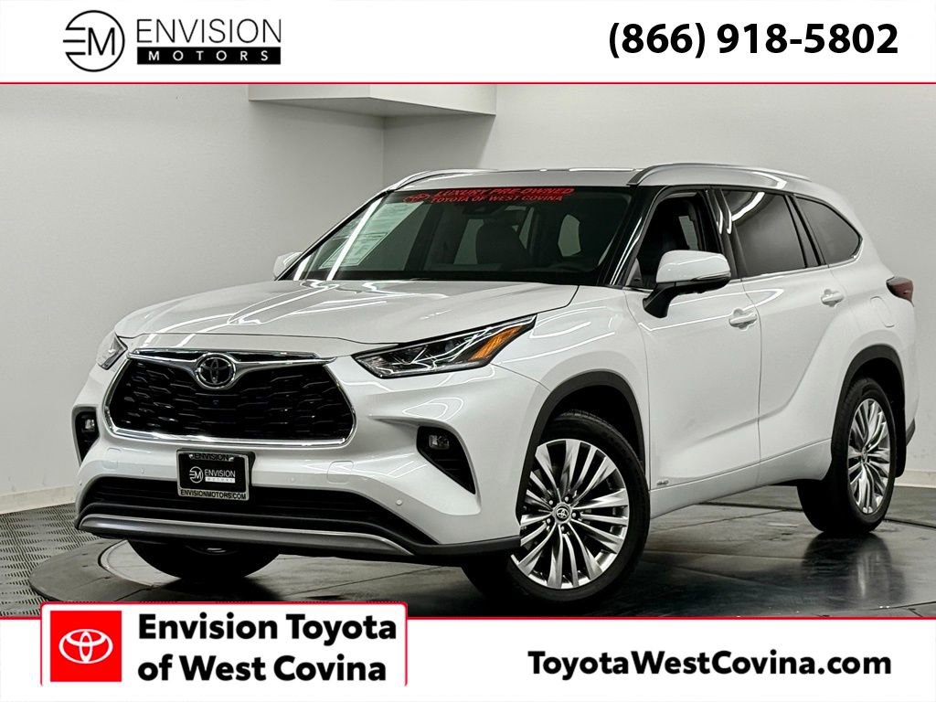 Used 2026 Toyota Highlander Platinum image 1