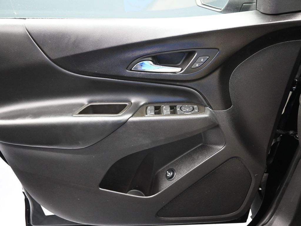 Used 2024 Chevrolet Equinox LT image 25