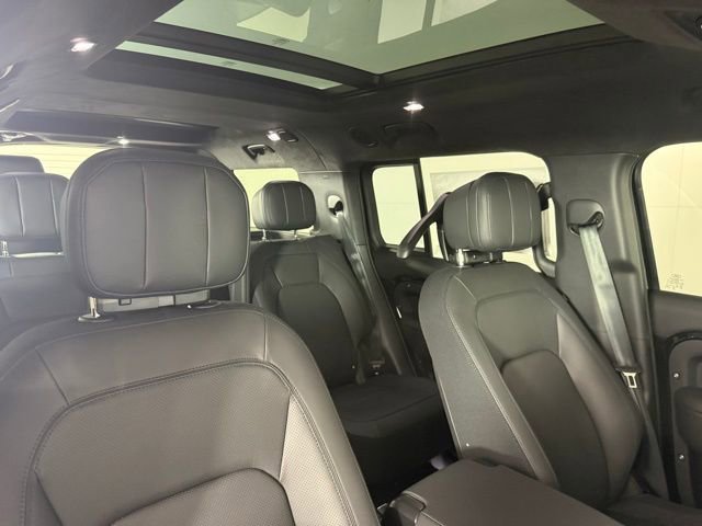 New 2026 Land Rover Defender 130 V8 image 32