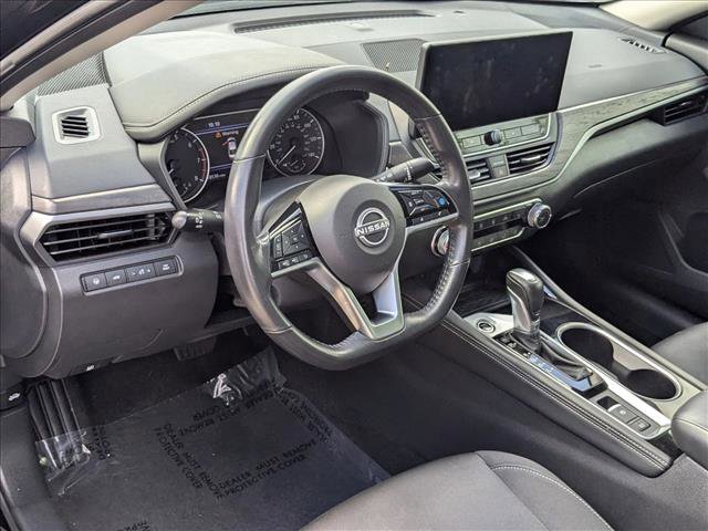 Used 2024 Nissan Altima 2.5 SV w/ SV Premium Package FWD image 10