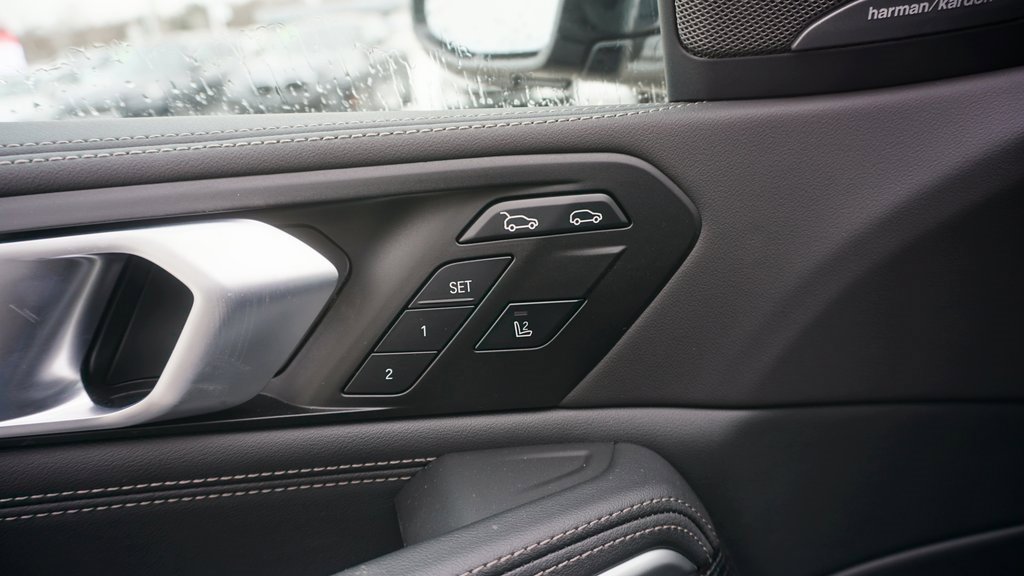 New 2026 BMW X6 xDrive40i image 9