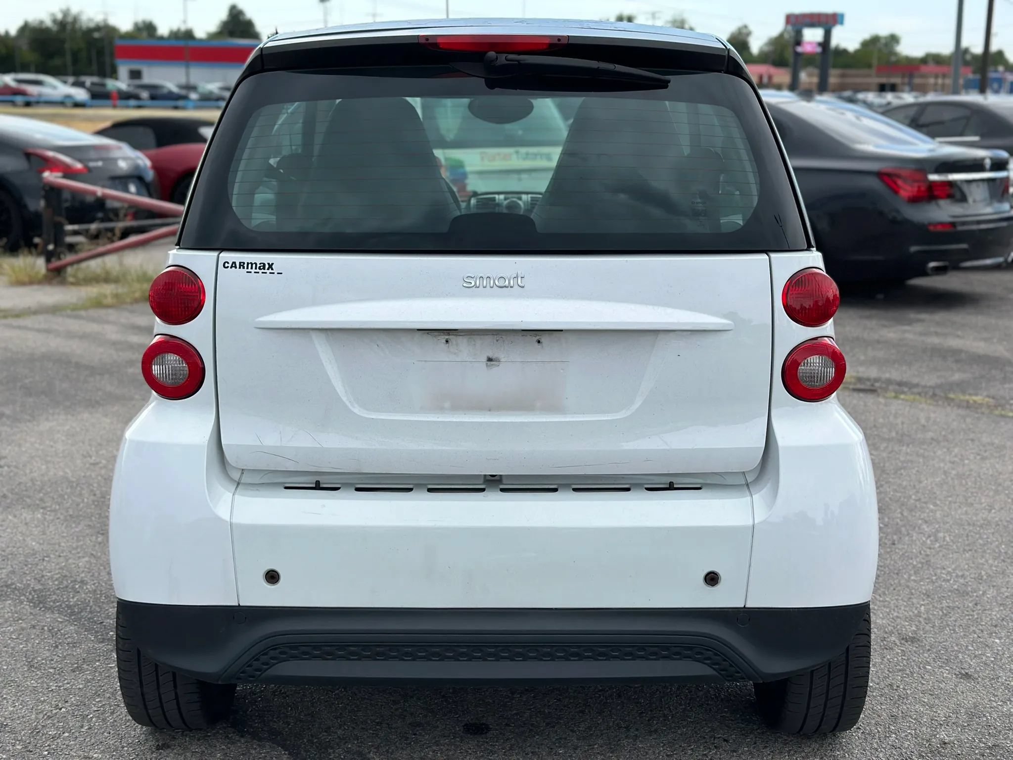Used 2015 smart fortwo pure RWD image 6