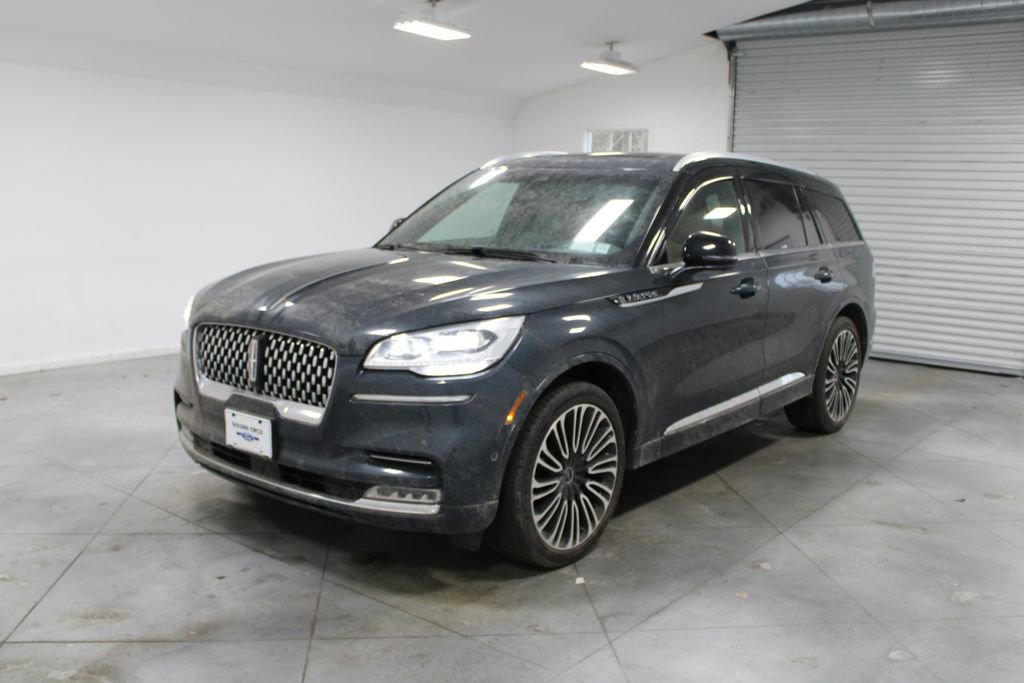 Used 2023 Lincoln Aviator Black Label w/ Dynamic Handling Package image 4
