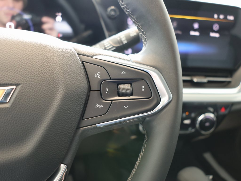 New 2026 Chevrolet Trax LT w/ LT Convenience Package image 16
