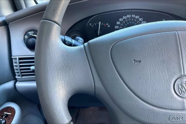 Used 2004 Buick Century Custom FWD image 18