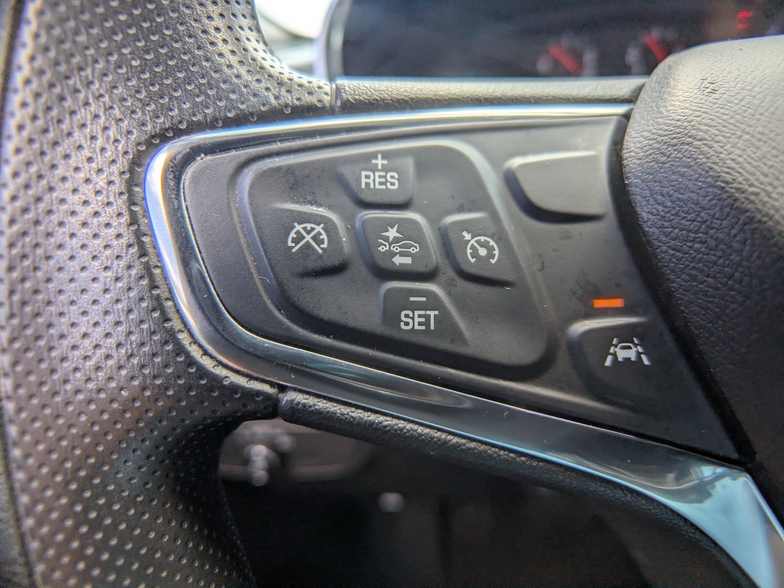 Certified 2021 Chevrolet Equinox LS FWD image 23