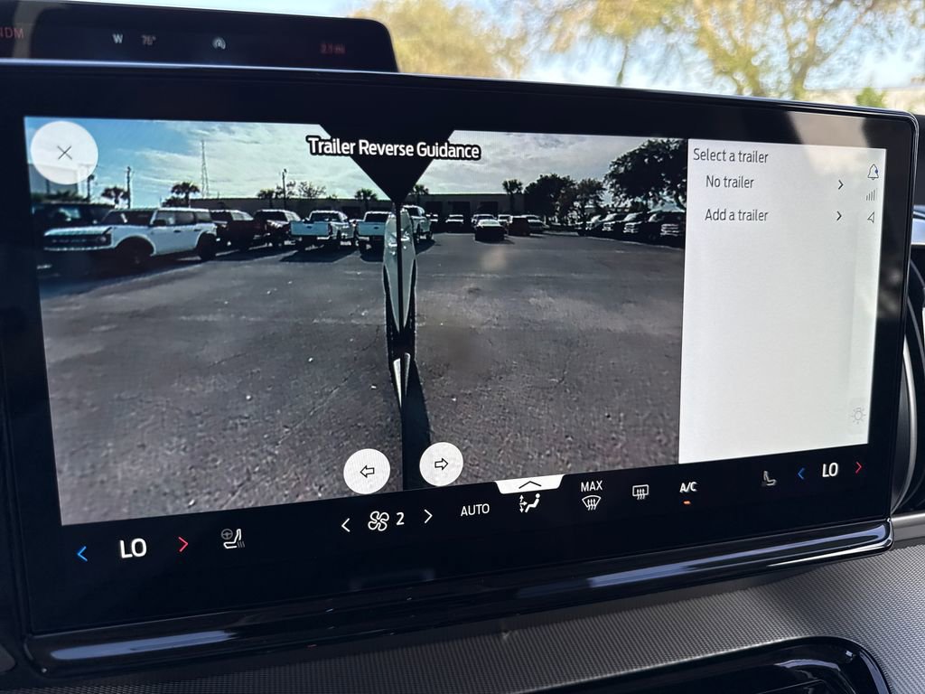 New 2025 Ford Expedition Max Active image 28