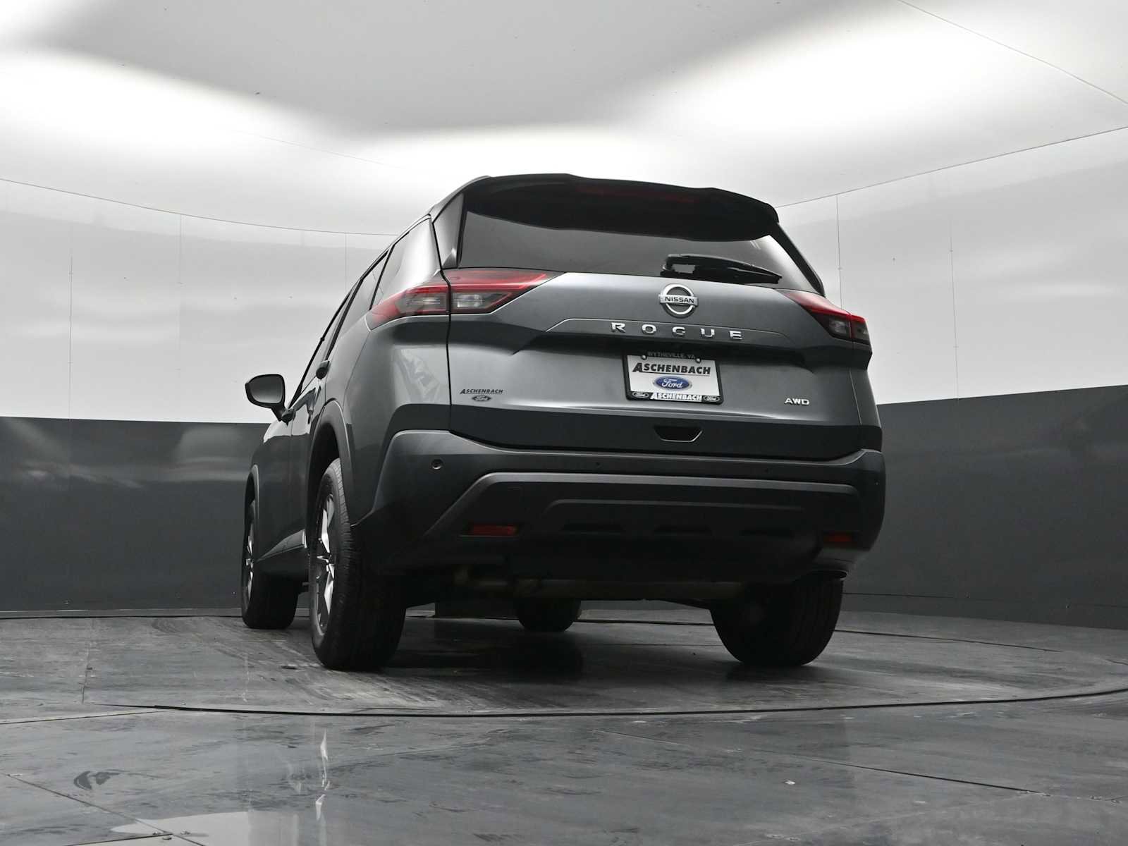 Used 2021 Nissan Rogue S image 23