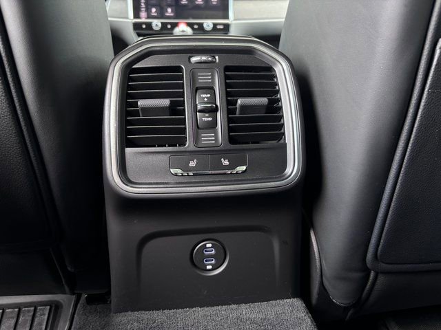 Certified 2024 Porsche Macan GTS image 24