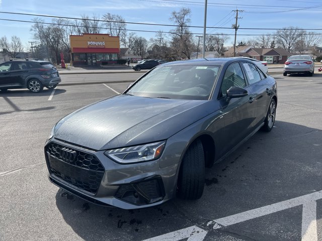 Used 2023 Audi A4 2.0T Premium Plus w/ Premium Plus Package image 3