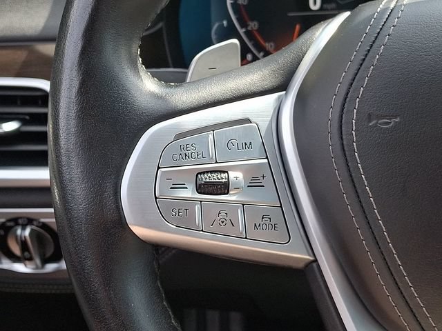 Used 2022 BMW 750i xDrive AWD/4WD image 25