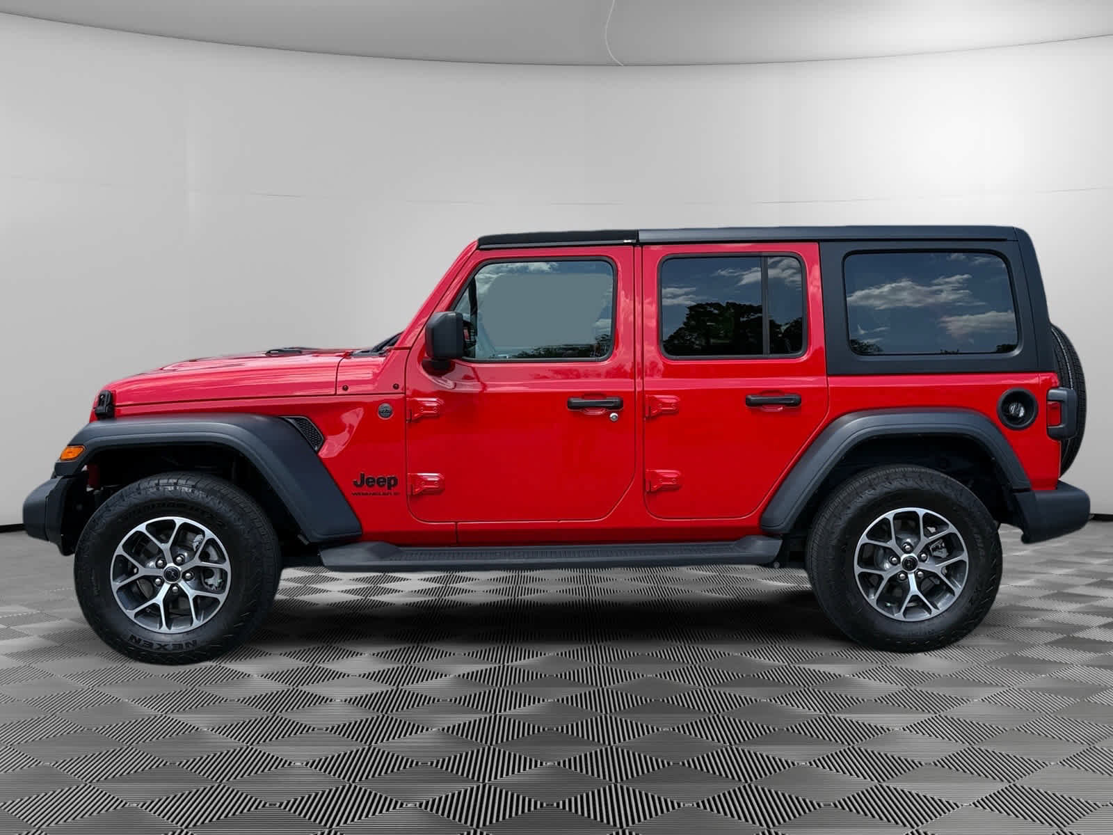 Used 2024 Jeep Wrangler Unlimited Sport AWD/4WD video 2