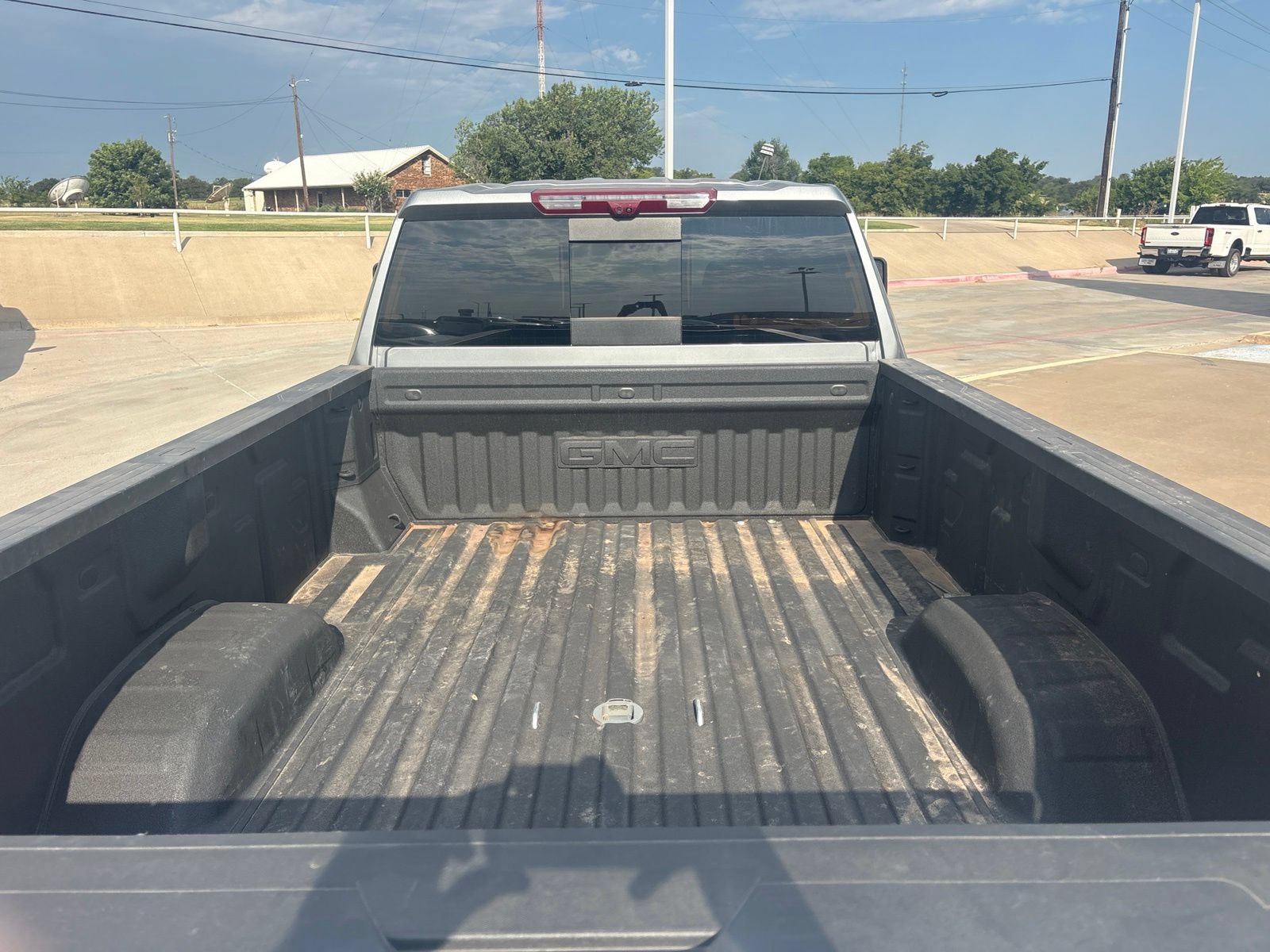 Used 2026 GMC Sierra 3500 AT4 w/ AT4 Premium Plus Package AWD/4WD image 9