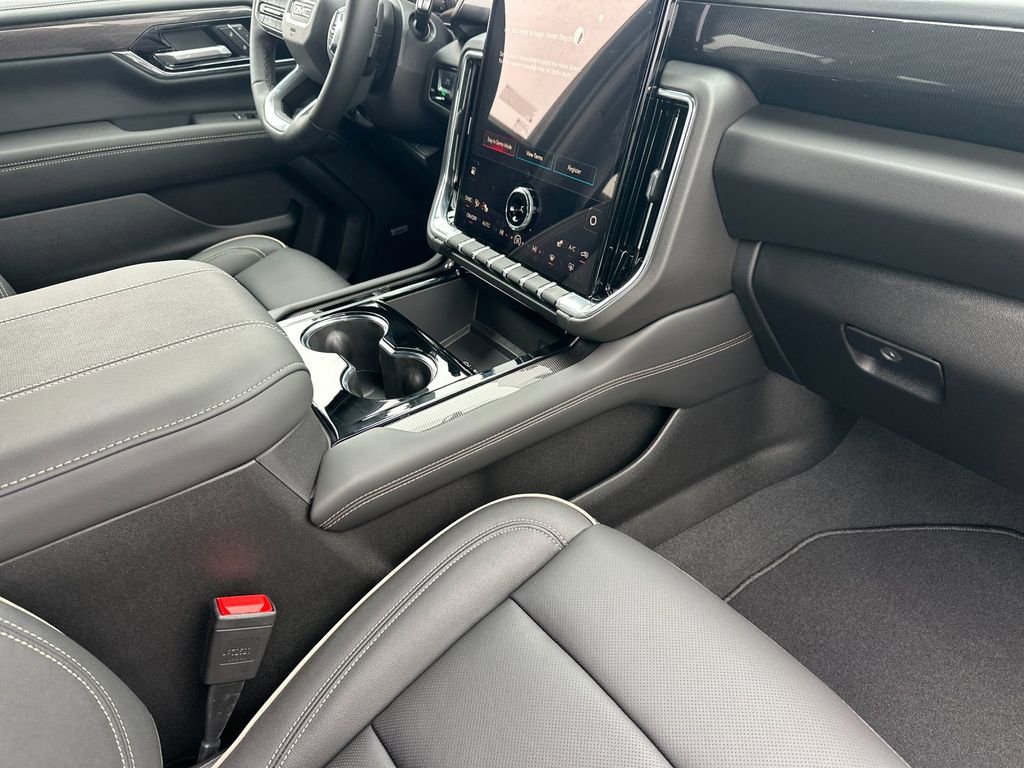 New 2026 GMC Yukon Elevation image 16