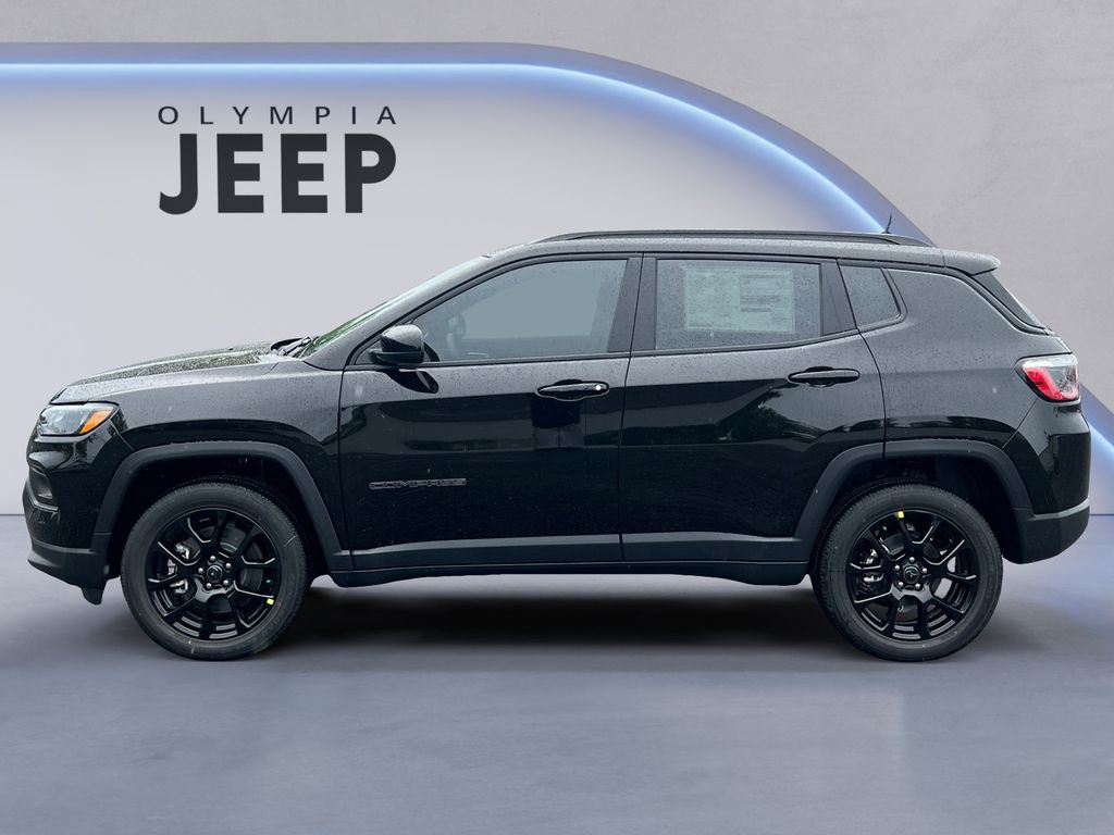 New 2026 Jeep Compass Latitude image 2