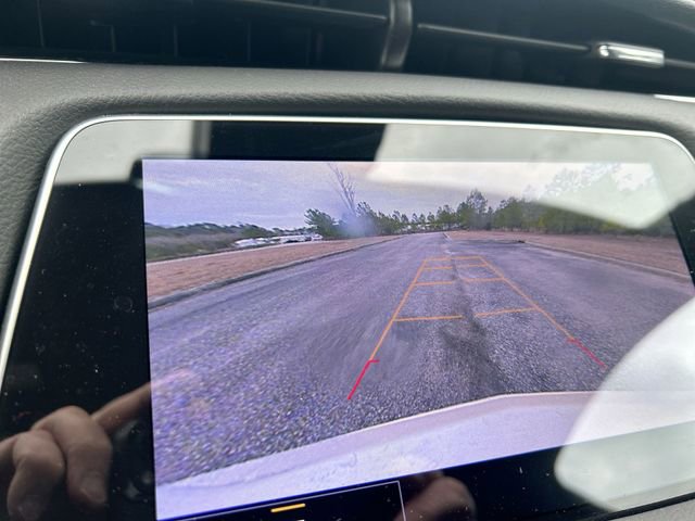 Used 2023 Cadillac XT4 Luxury w/ Cold Weather Package image 21