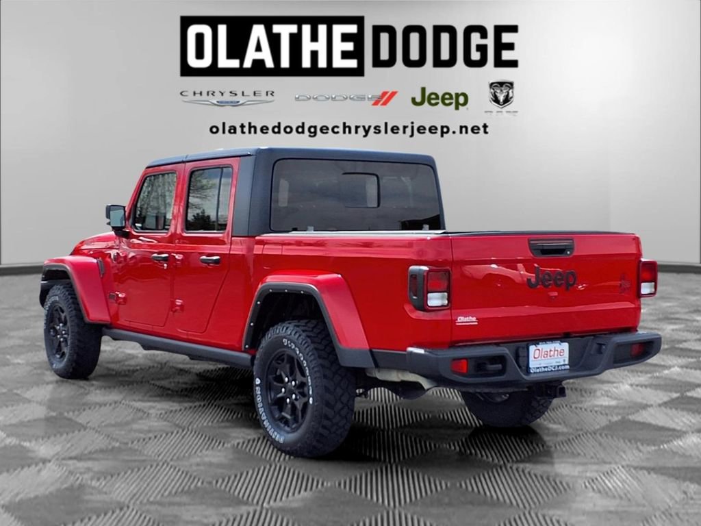 Used 2021 Jeep Gladiator Willys image 3