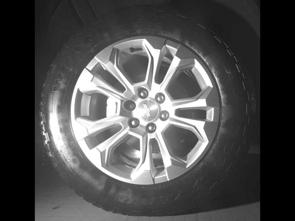 Certified 2023 Chevrolet Silverado 1500 LTZ w/ LTZ Convenience Package II AWD/4WD image 9