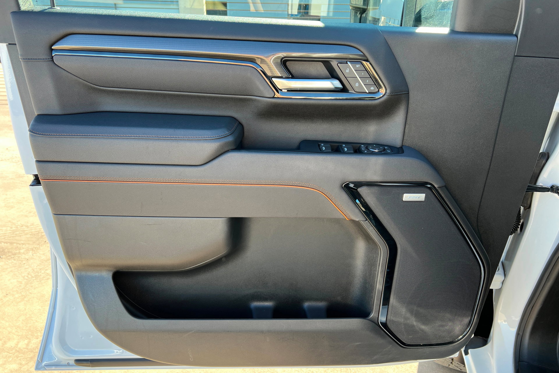 Certified 2025 GMC Sierra 2500 AT4 image 15