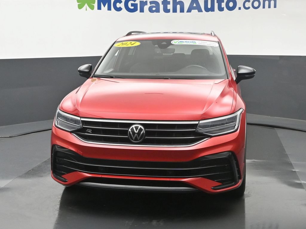 Used 2024 Volkswagen Tiguan SE R-Line FWD image 6