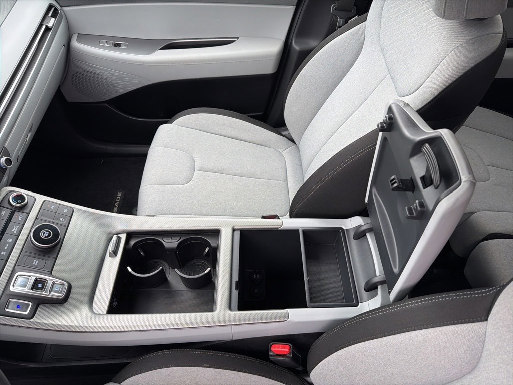 Used 2023 Hyundai Palisade SE image 46