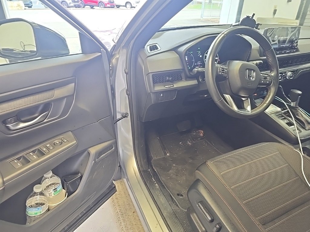 Used 2024 Honda CR-V Sport image 6