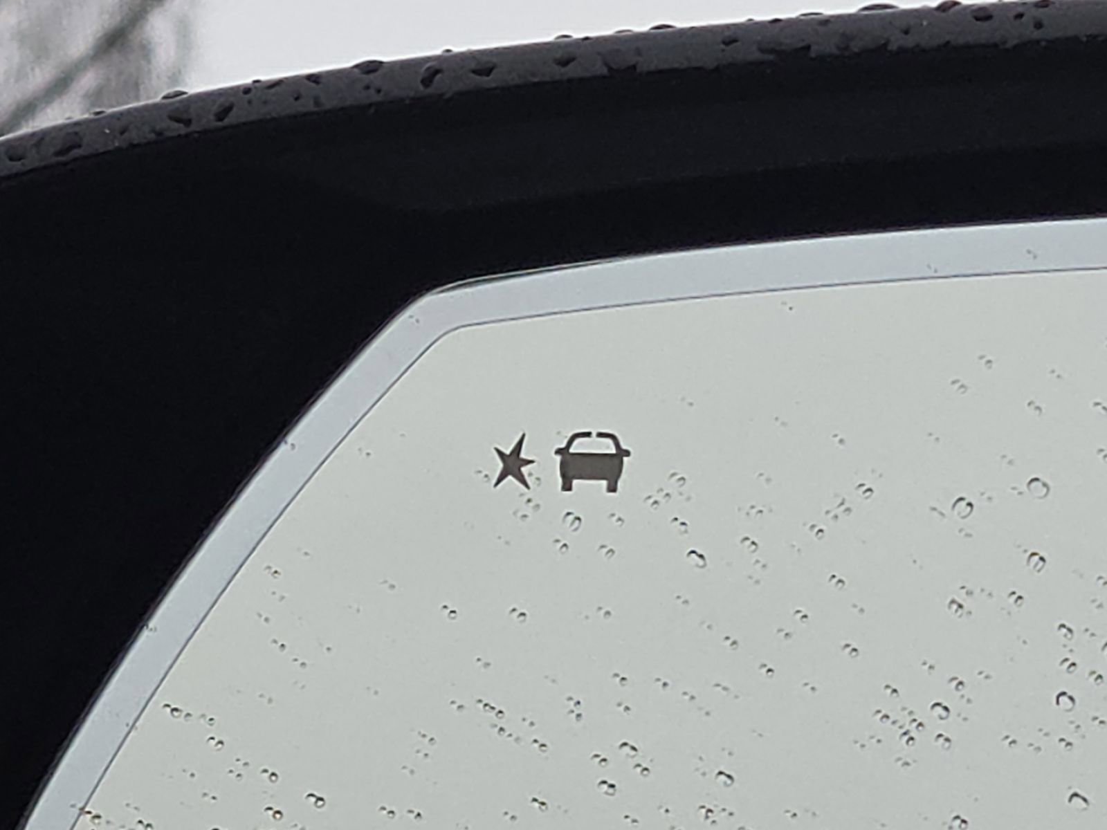 Used 2025 Chevrolet Tahoe RST w/ Comfort Package image 14