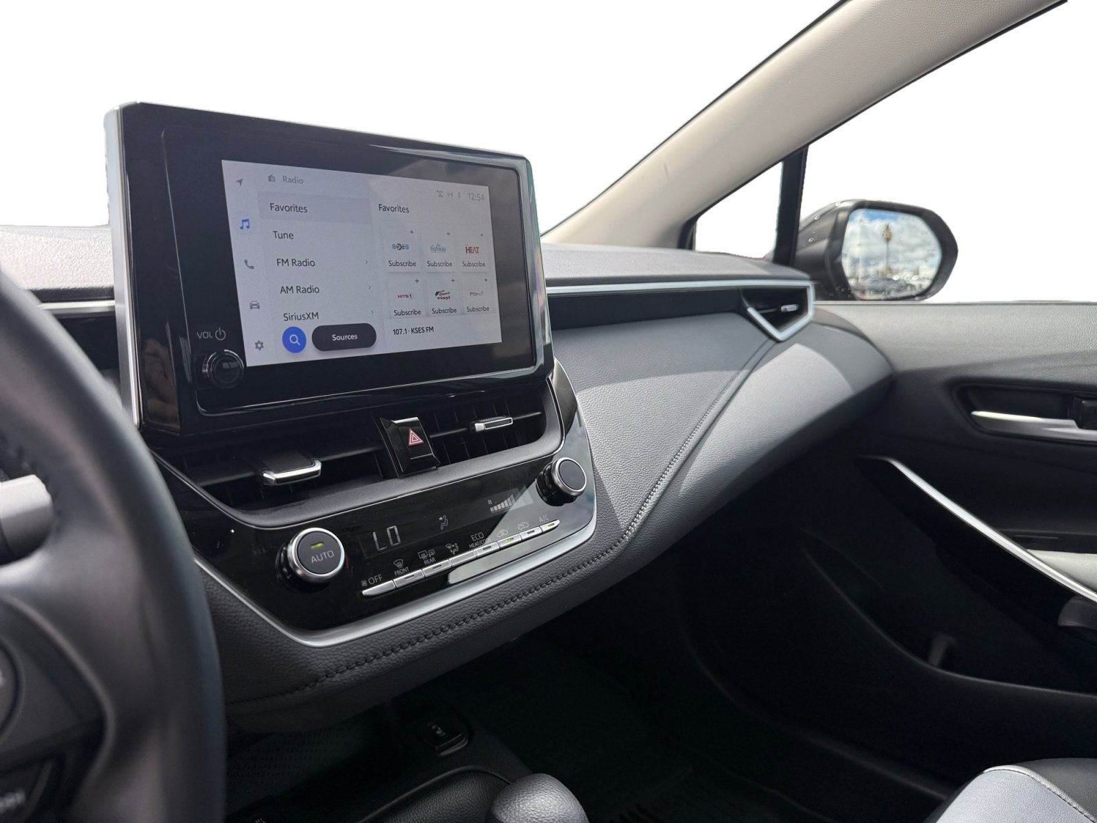 Used 2023 Toyota Corolla XLE FWD image 12