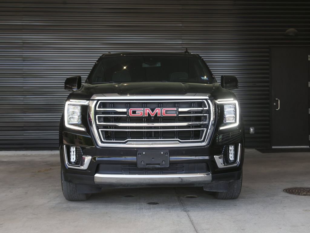 Used 2023 GMC Yukon SLT w/ SLT Luxury Package image 10