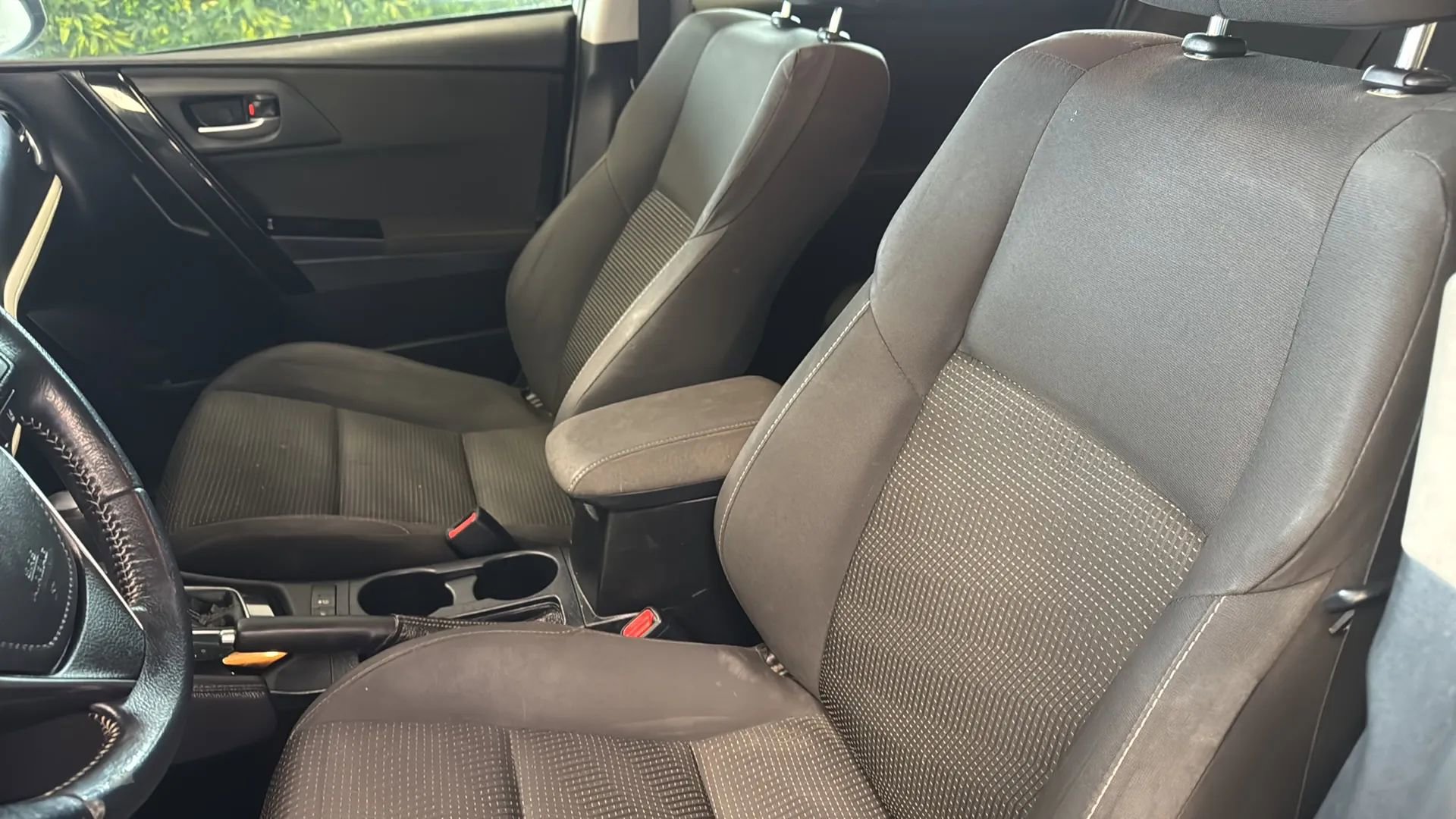 Used 2018 Toyota Corolla iM FWD image 12