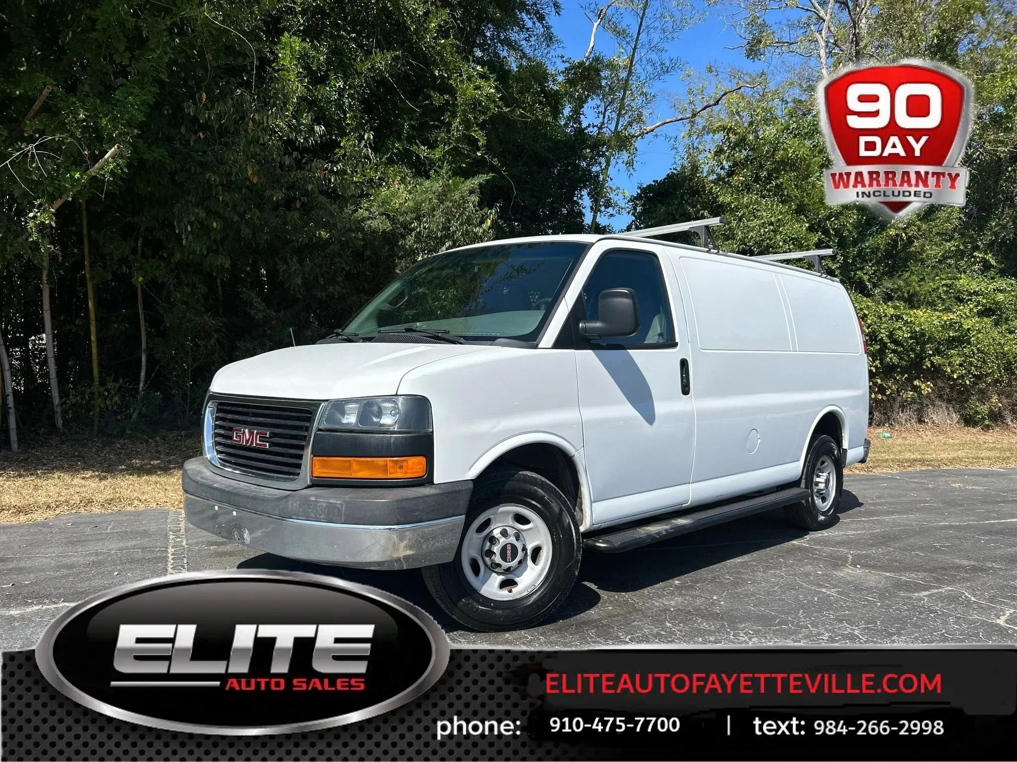 Used 2017 GMC Savana 2500 RWD image 1