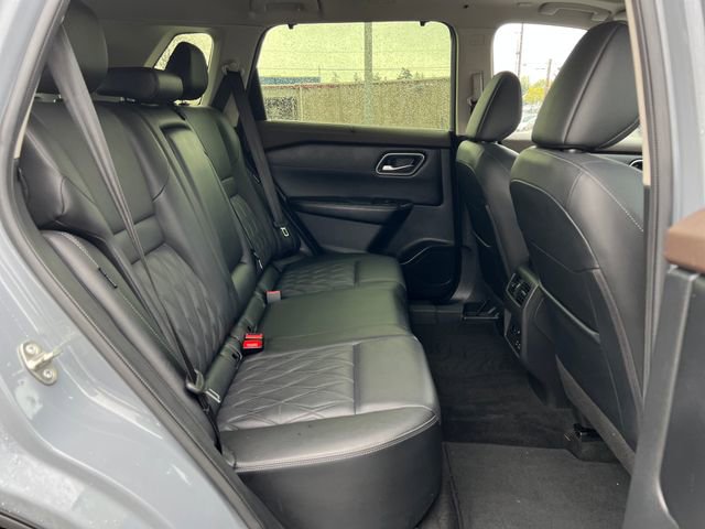 Used 2023 Nissan Rogue Platinum w/ Platinum Premium Package image 14