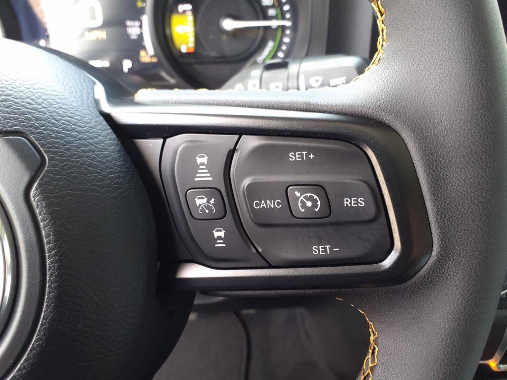 Used 2024 Jeep Wrangler Sport S w/ Convenience Group image 19