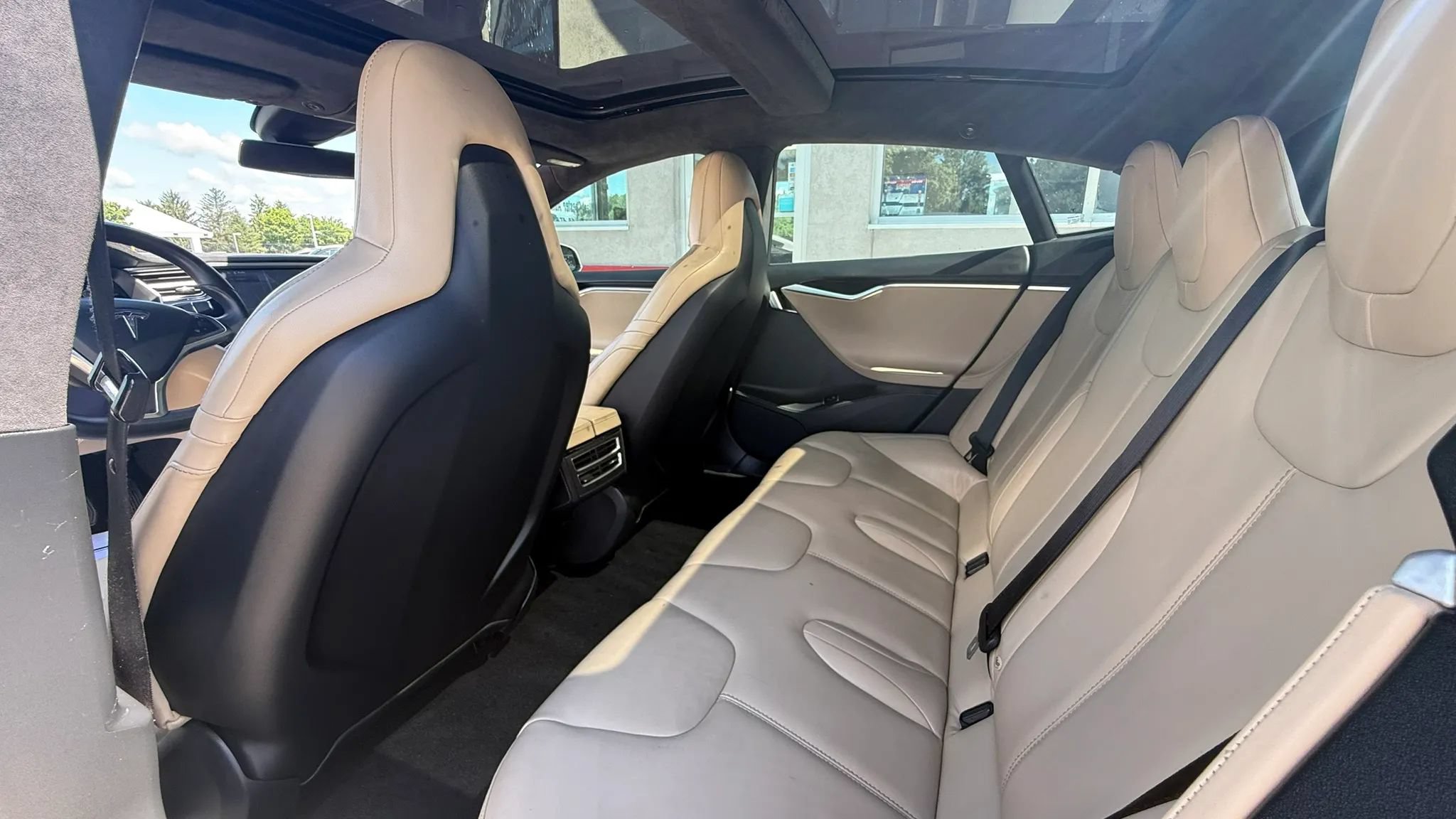Used 2015 Tesla Model S 85D AWD/4WD image 10