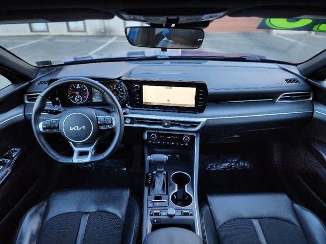 Used 2023 Kia K5 GT-Line image 31