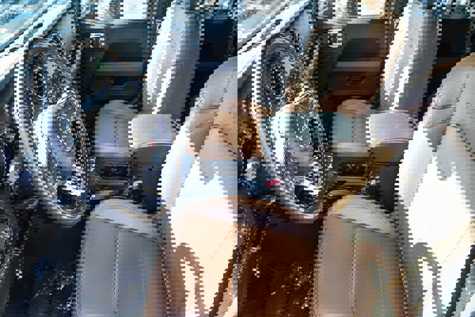 Used 2023 Jeep Wrangler Sahara w/ Cold Weather Group image 17