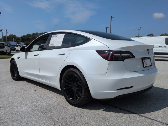 Used 2022 Tesla Model 3 Long Range AWD/4WD image 7