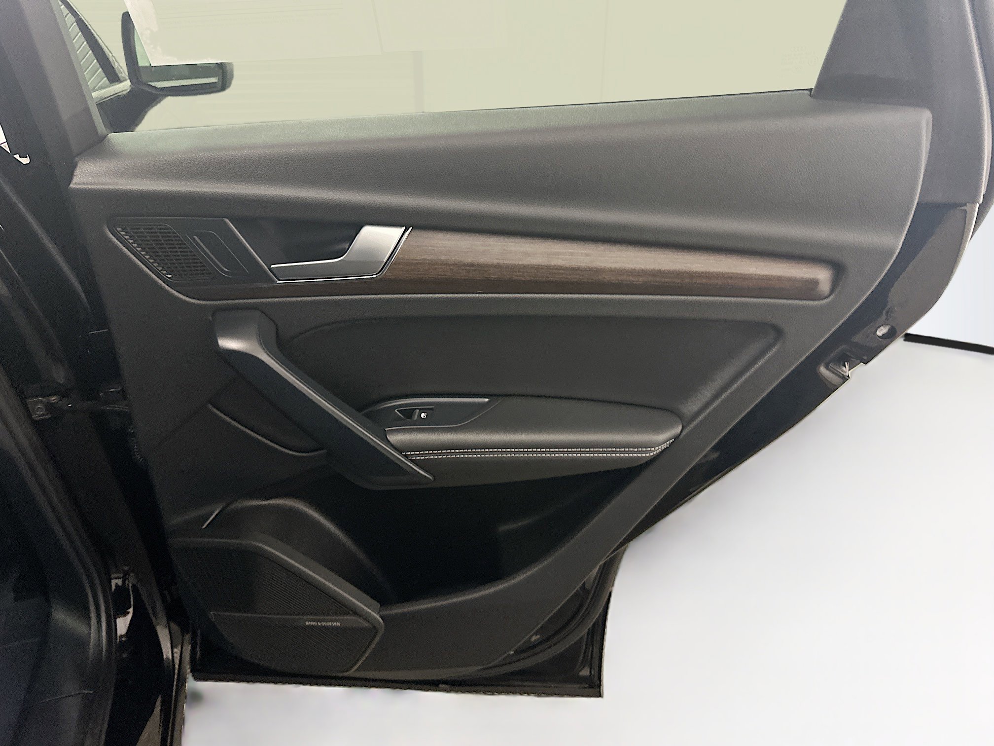 Used 2023 Audi Q5 2.0T Premium Plus w/ Premium Plus Package image 33