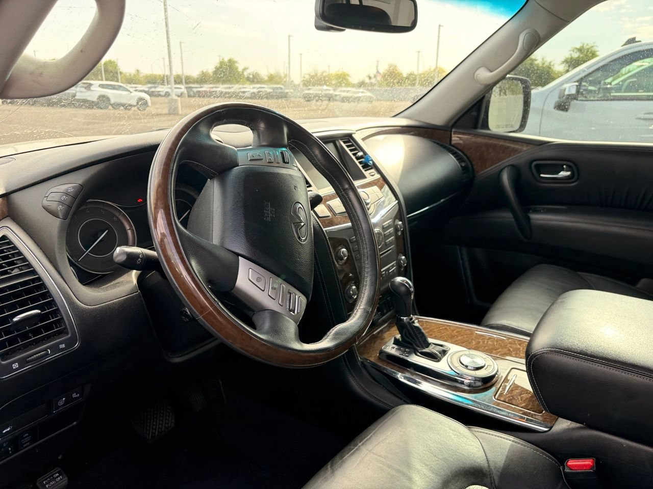 Used 2016 INFINITI QX80 2WD w/ 22" Wheel Package image 9