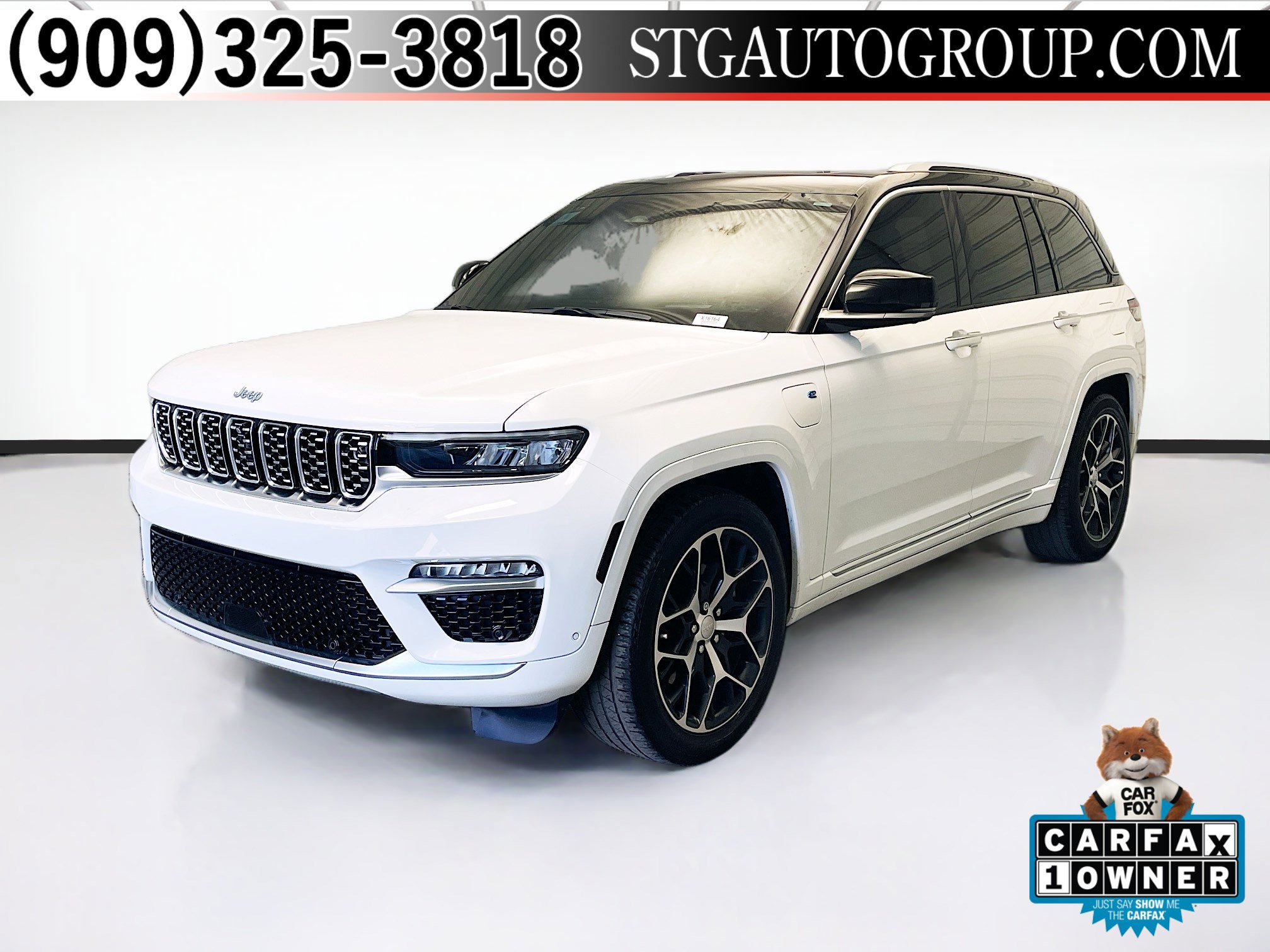 Used 2023 Jeep Grand Cherokee Summit AWD/4WD image 1